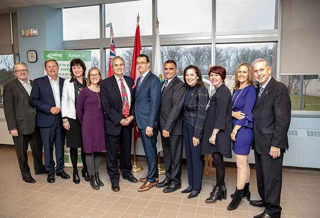 Chair Carr with The Honourable Karina Gould, Minister of Democratic Institutions, The Honourable Monte McNaughton, Minister of Infrastructure, and Halton elected officials at the Clean Water and Wastewater Fund Announcement in Halton on January 8, 2019.
